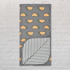 NWT Gerber comfort stretch reversible baby blanket (taco / stripes)
